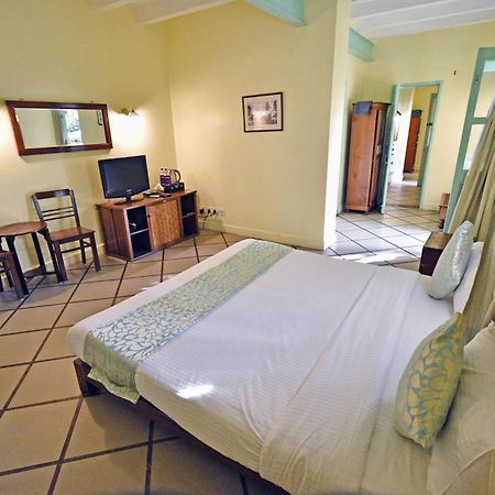 Hotel Villa Des Gouverneurs ปอนดิเชอรี ภายนอก รูปภาพ