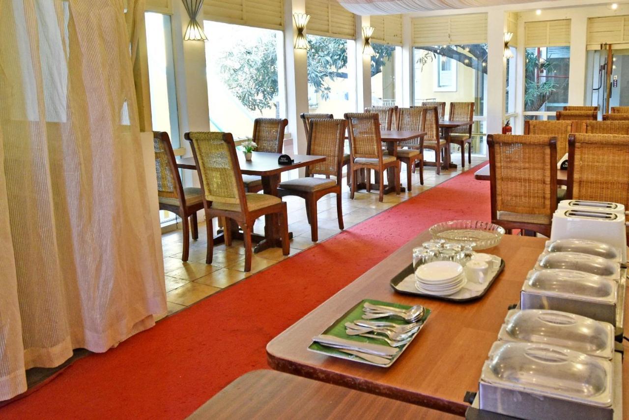 Hotel Villa Des Gouverneurs ปอนดิเชอรี ภายนอก รูปภาพ