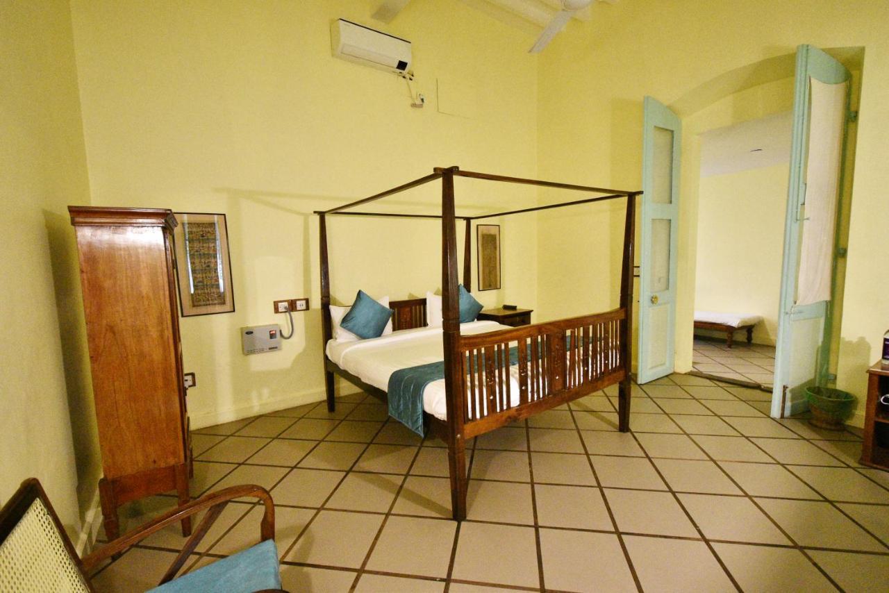 Hotel Villa Des Gouverneurs ปอนดิเชอรี ภายนอก รูปภาพ