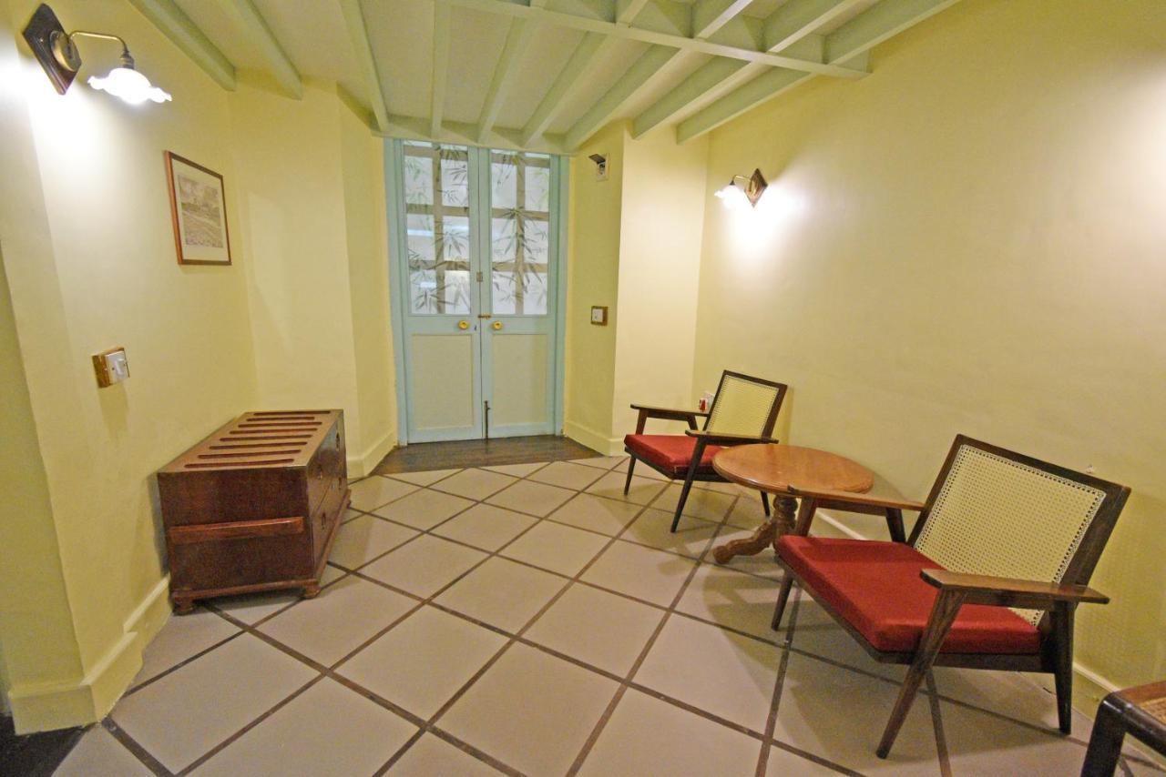 Hotel Villa Des Gouverneurs ปอนดิเชอรี ภายนอก รูปภาพ